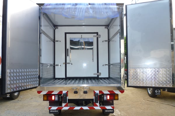  Moveable Partition with Swing Door
